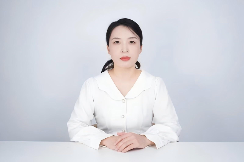 吕亚楠