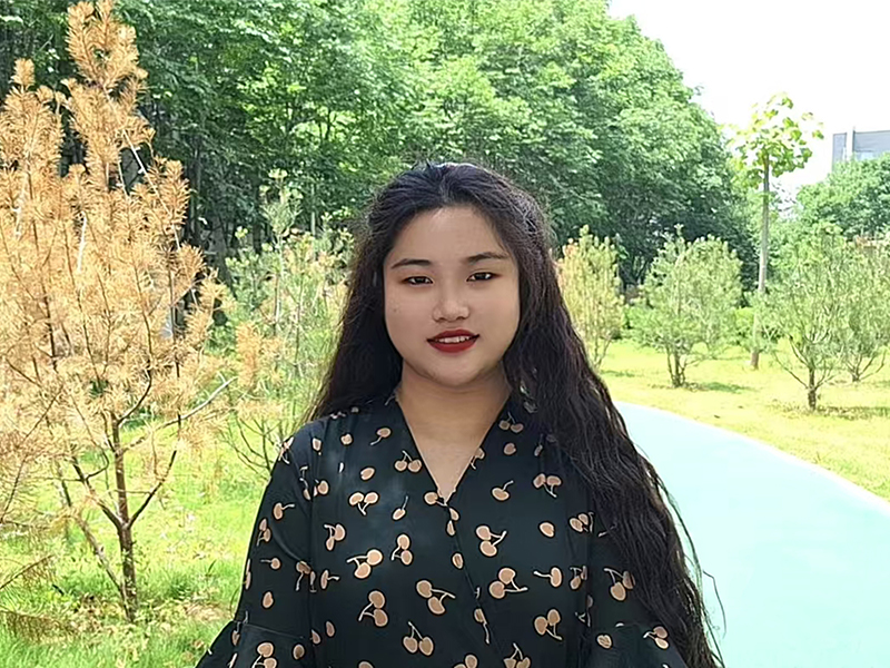 蔡依彧