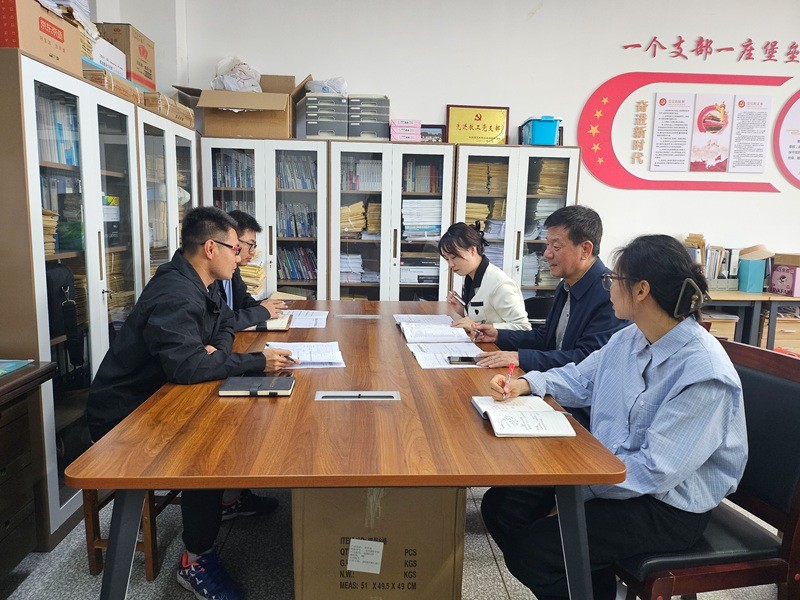 我校信息工程学院电子与通信技术教研室骨干教师深入高校开展人才培养方案专项调研