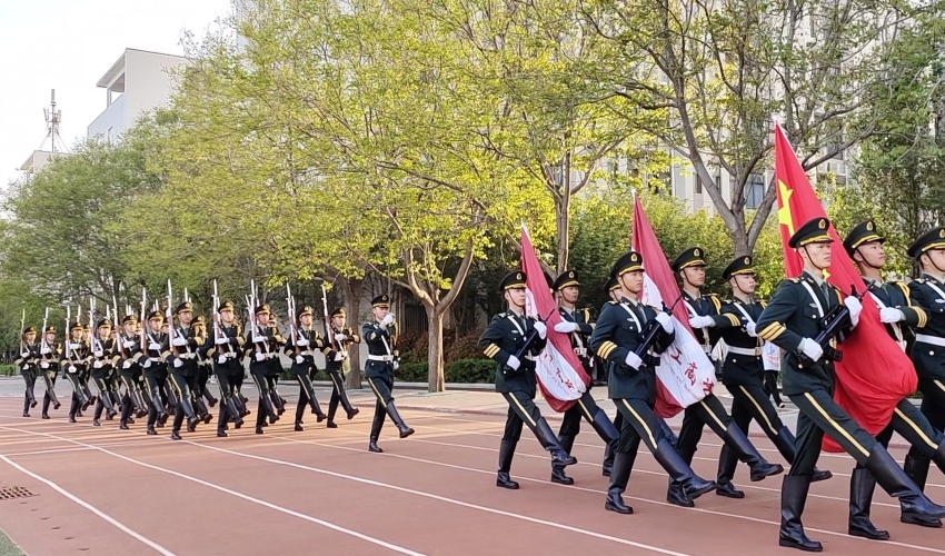 十大网投平台信誉排行榜最新举行2022–2023第二学期升旗仪式