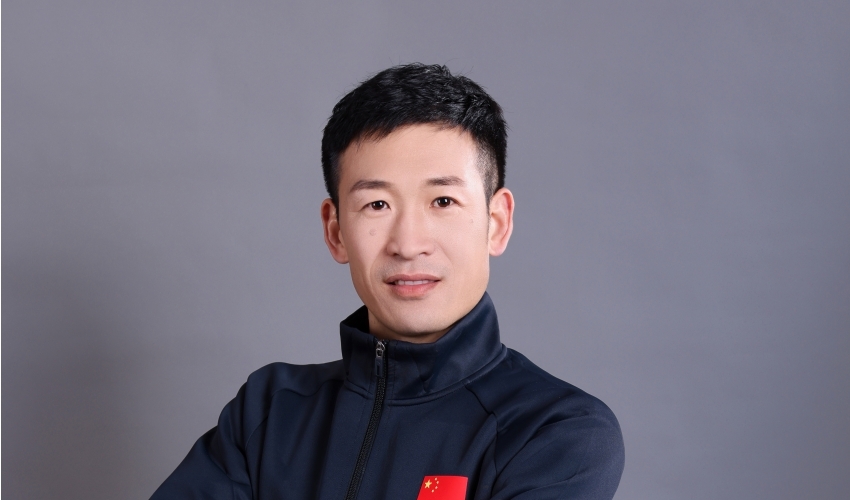 李磊