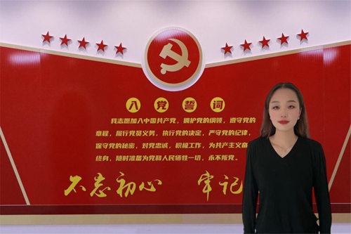 朱露露