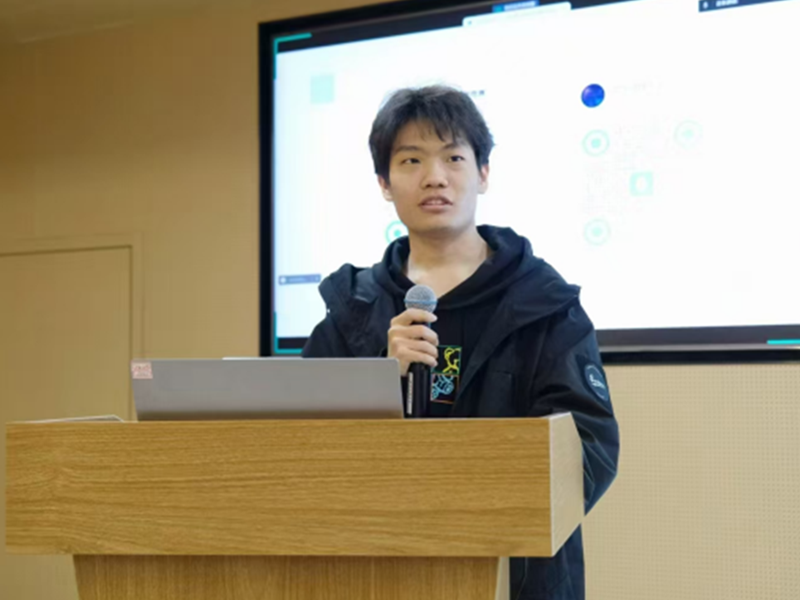 我校信息工程学院“智巡碧波——无人水质监测船”项目取得重要突破