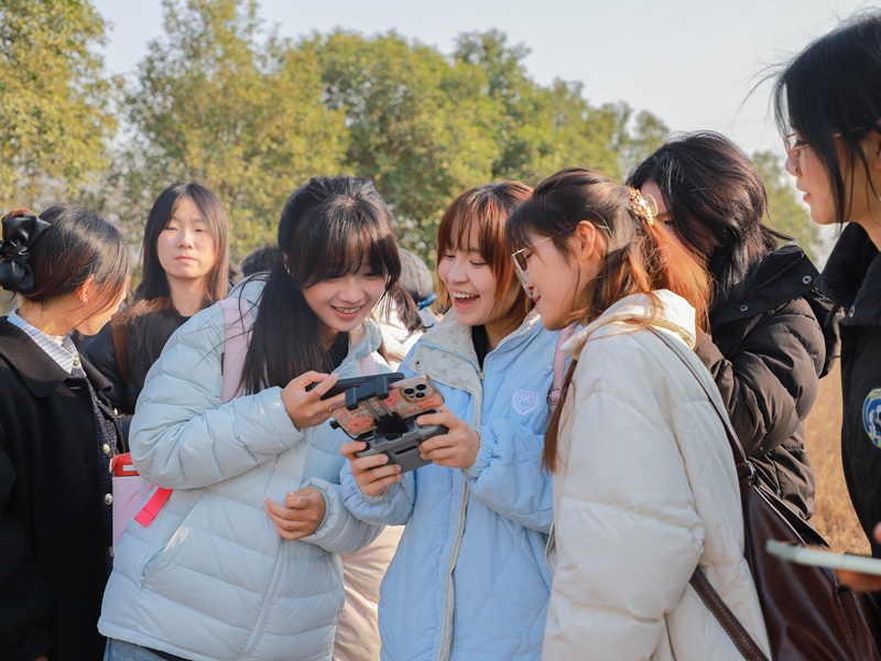 微信图片_20251207221528.jpg 微信图片_20251207221528.jpg