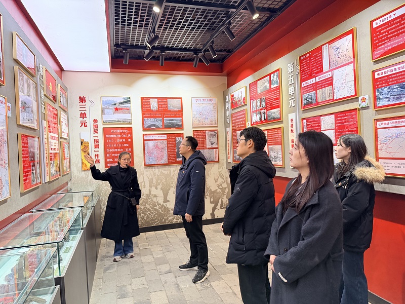 汲取革命力量，立德树人铸魂——工学院教工第三党支部赴信阳开展红色主题研学活动