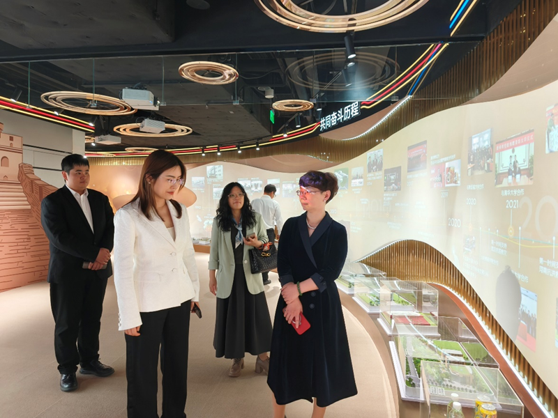 访企拓岗促就业 校企协同育未来—— 我校赴康师傅控股上海总部考察交流 