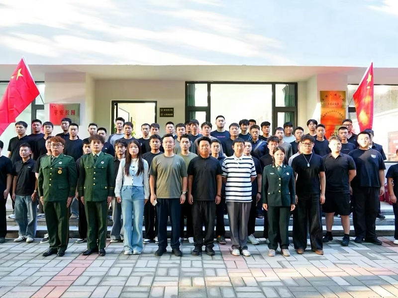 校人民武装部深入信息工程学院召开退役大学生士兵座谈会