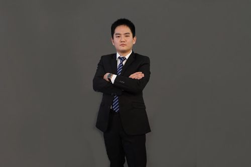 闻坤