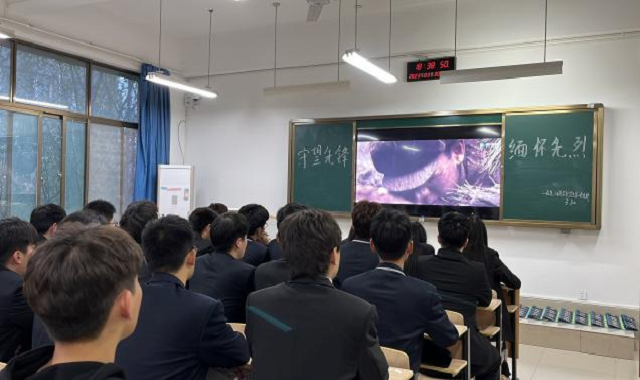 ylzzcom永利总站线路检测学生第一党支部组织开展“守望先锋，缅怀先烈”党日活动