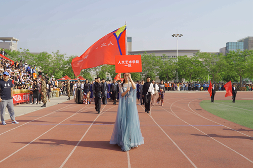 11人文艺术学院1队_副本.jpg