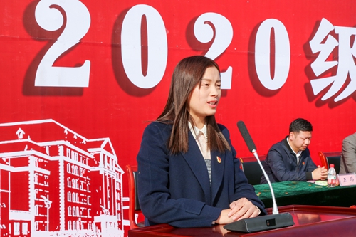 老师代表 (1).jpg