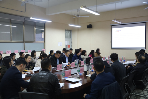 校长郭德欣一行深入商学院开展期中工作检查