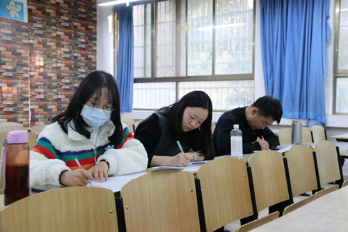 老师.jpg