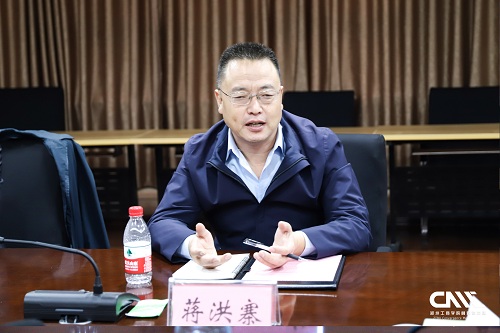 歌尔股份有限公司高级副总裁蒋洪寨讲话.jpg