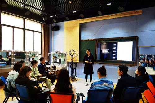 人文艺术学院召开2020-2021学年第二学期资产管理培训会