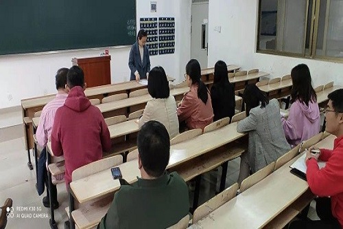 计算机工程系召开教学研讨会议