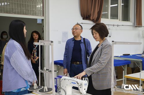 4人文艺术学院.jpg