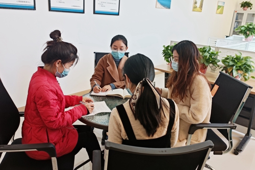 兰考校区开展说课活动.jpg