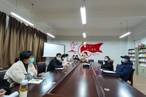 思政部邀请河南省社科名家王喜成为青年教师指导科研工作