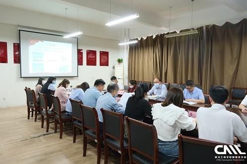 校党委书记娄赟深入马克思主义学院调研并与思政课教师亲切交流座谈